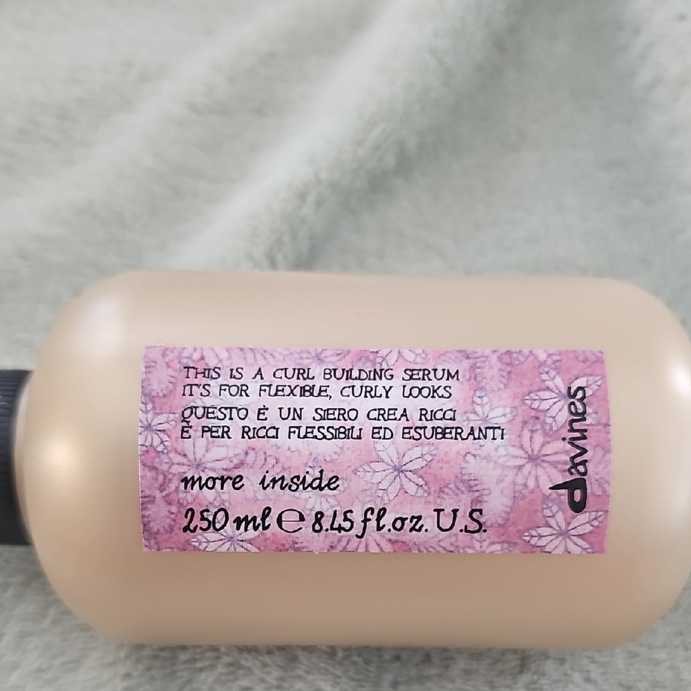 Davines Curl Building Serum with Pink Label